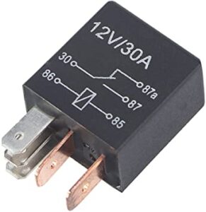 رله خودرویی